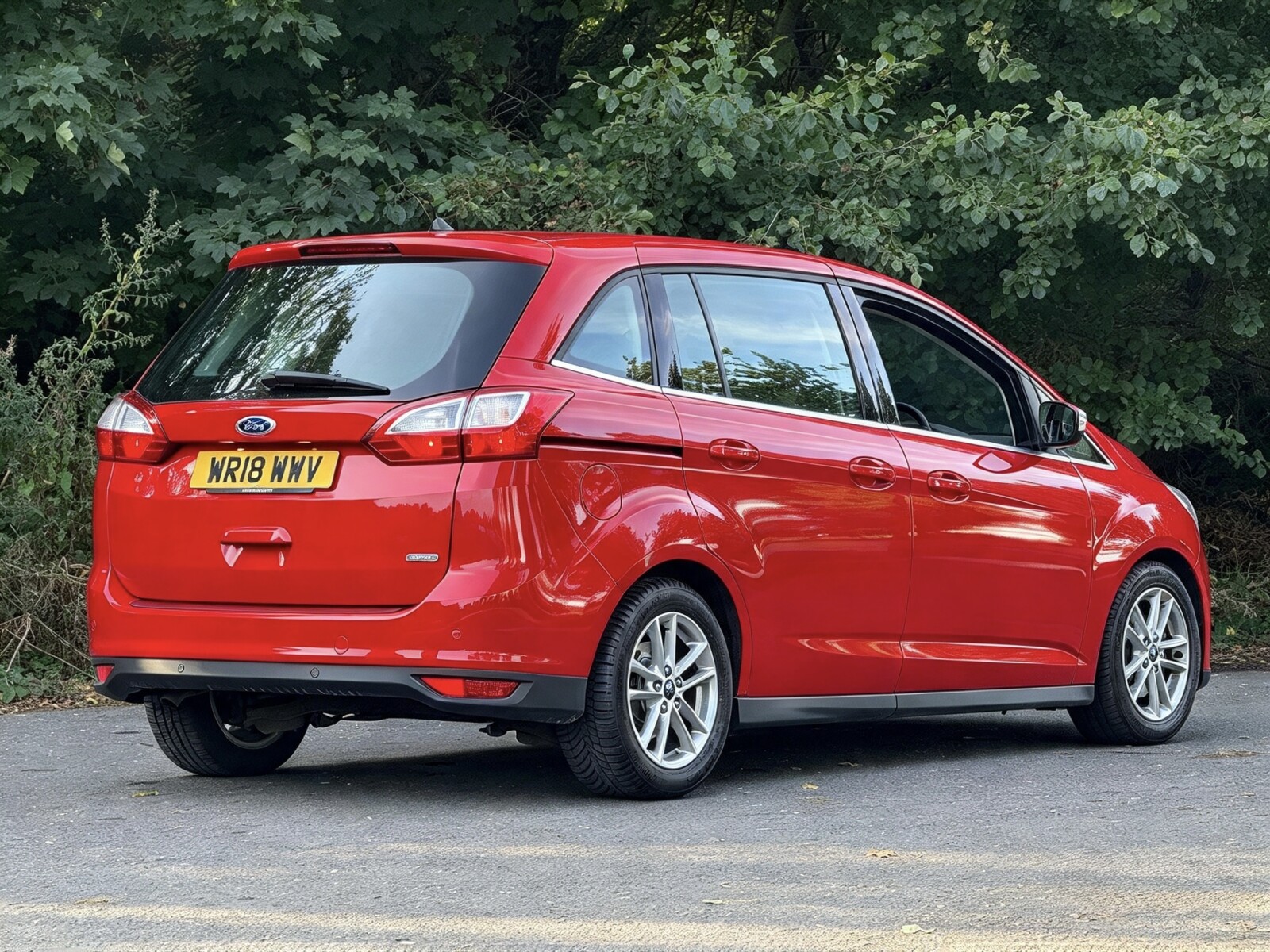 2018 Ford Grand C-Max image 19