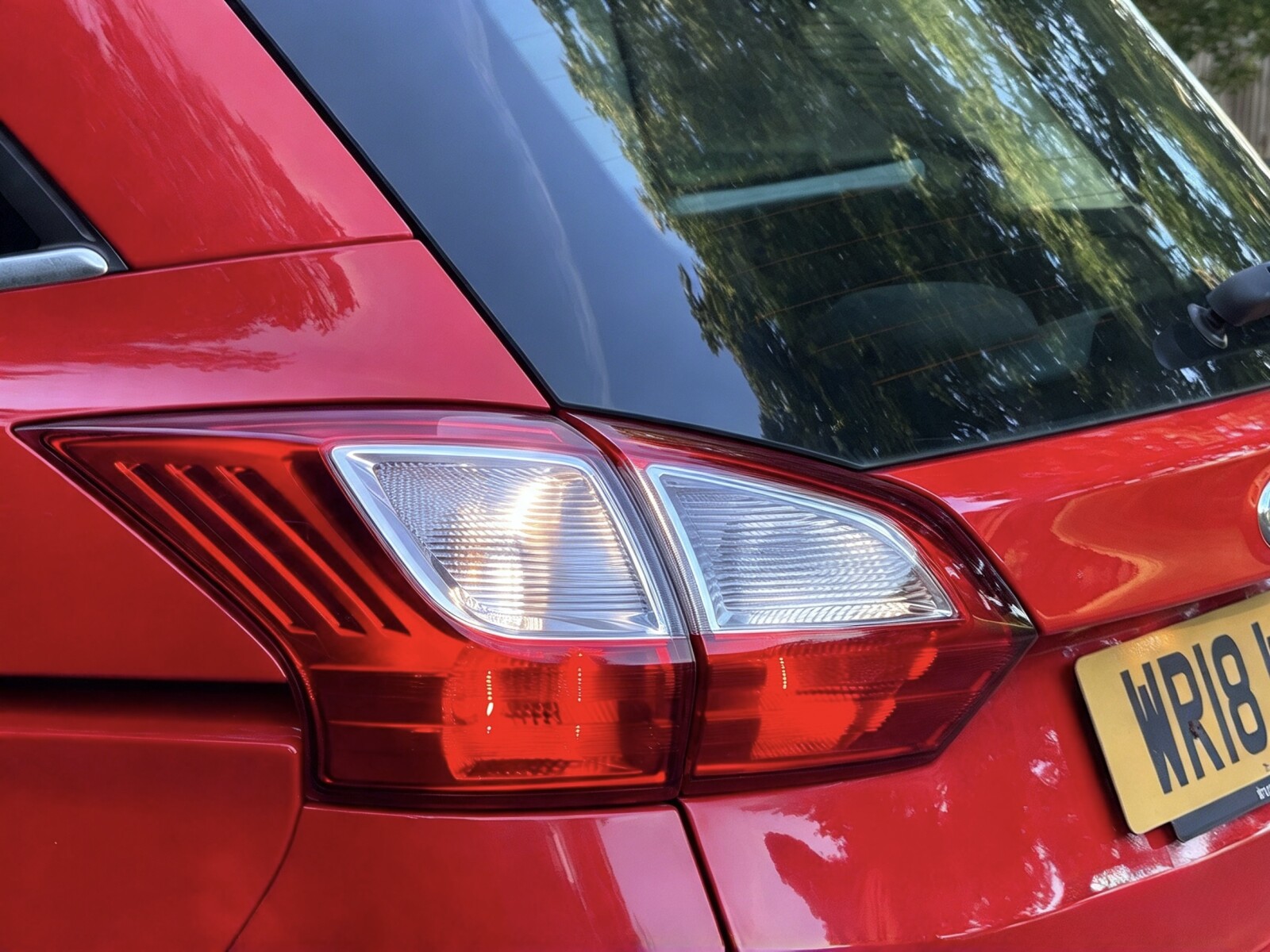 2018 Ford Grand C-Max image 25