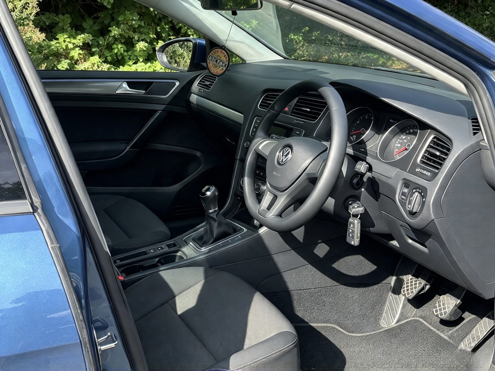 2016 Volkswagen Golf image 5