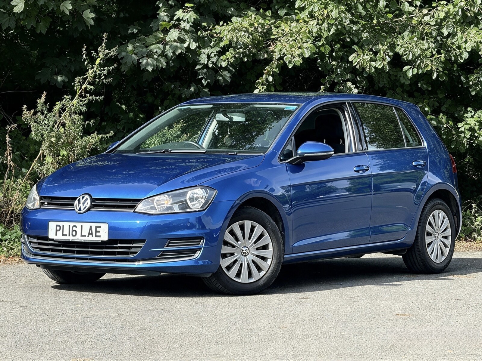 2016 Volkswagen Golf image 21