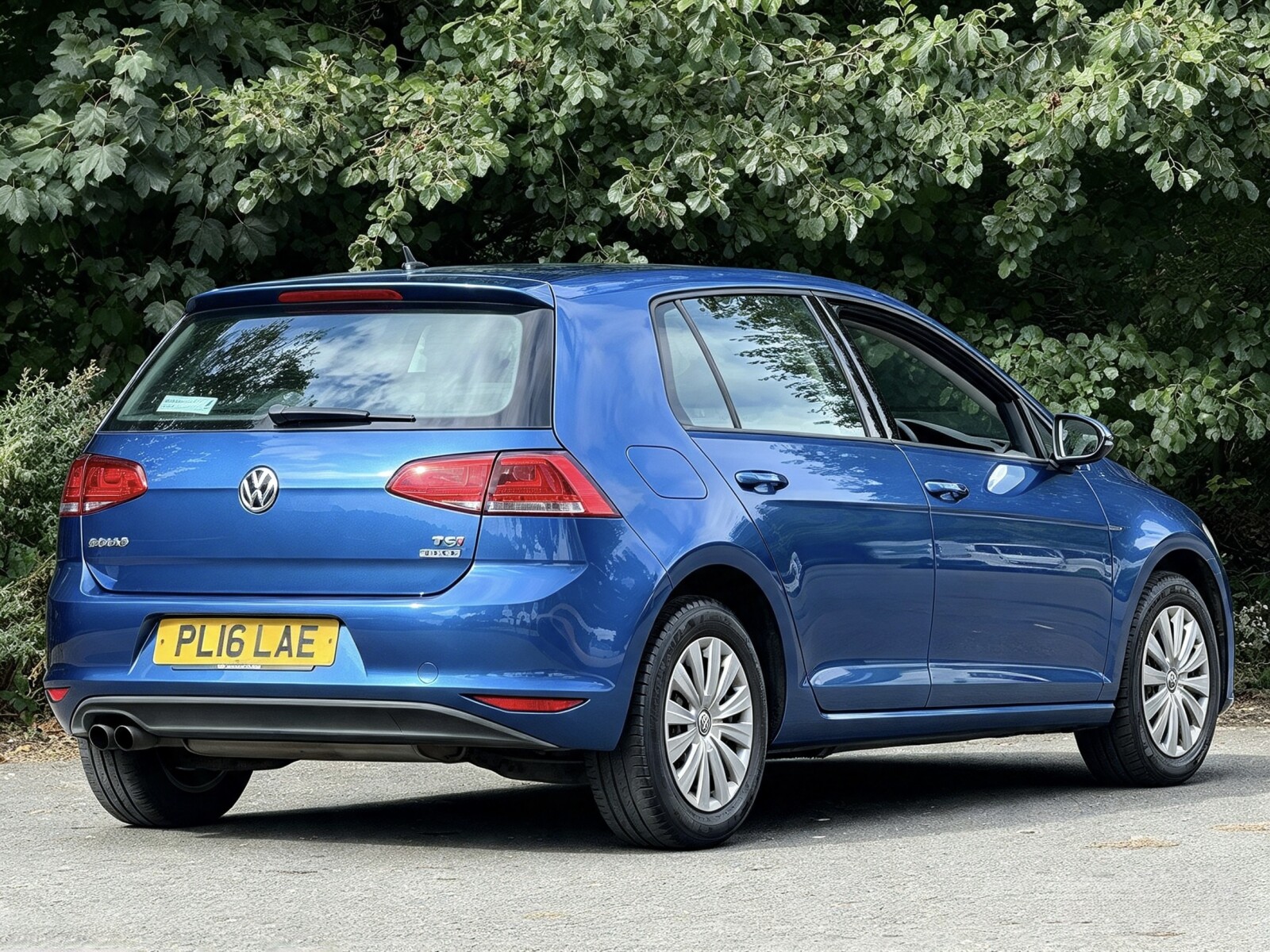 2016 Volkswagen Golf image 22