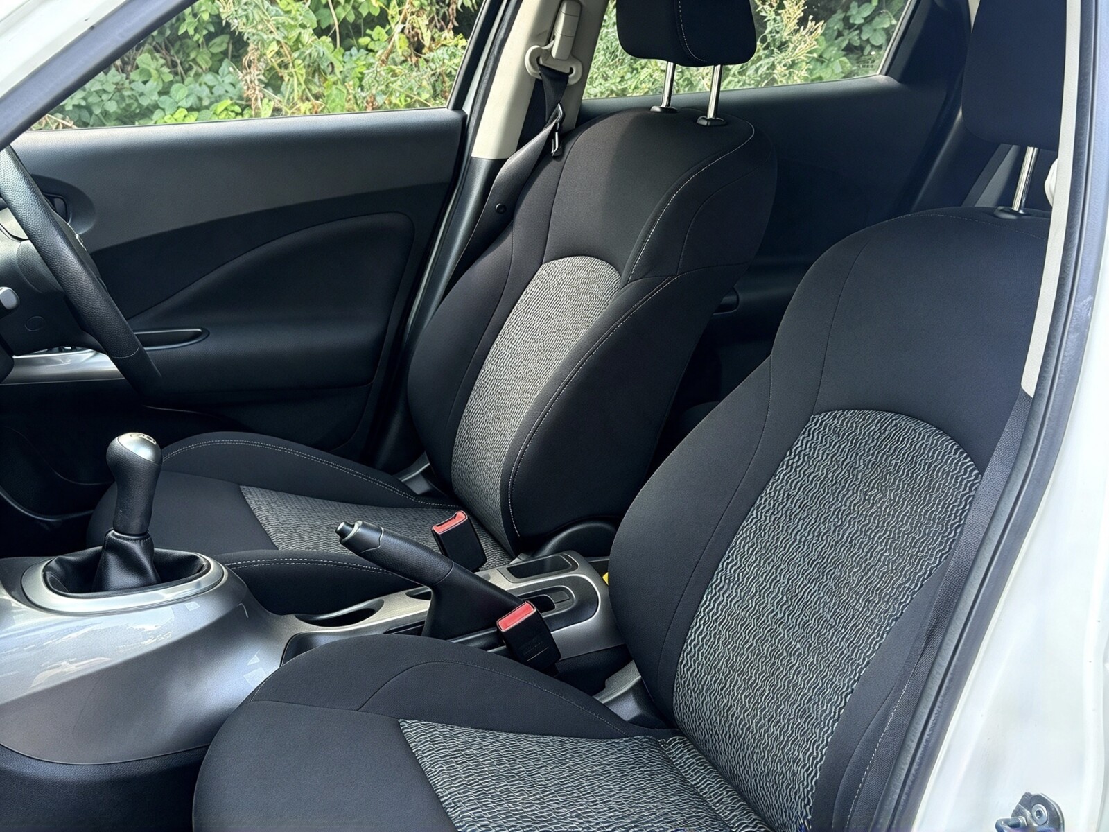 2016 Nissan Juke image 25