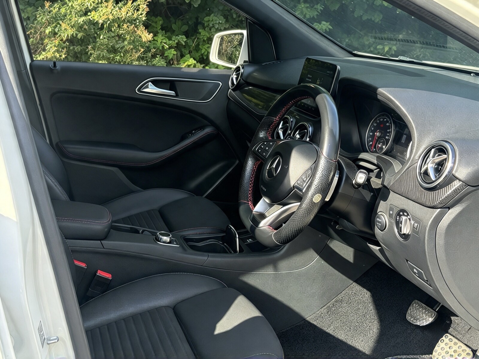 2017 Mercedes-Benz B-Class image 5