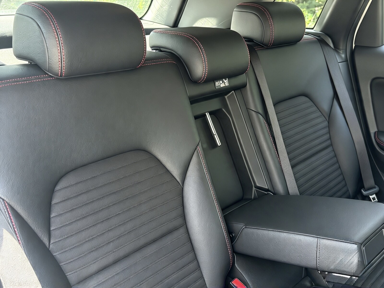 2017 Mercedes-Benz B-Class image 17