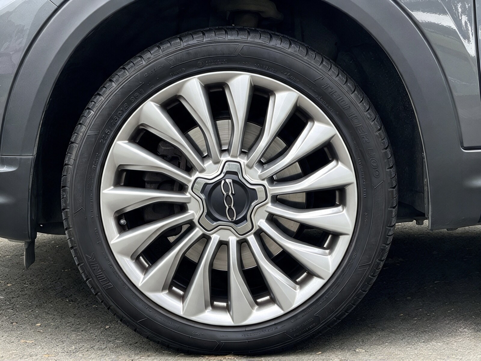 2016 Fiat 500X image 2