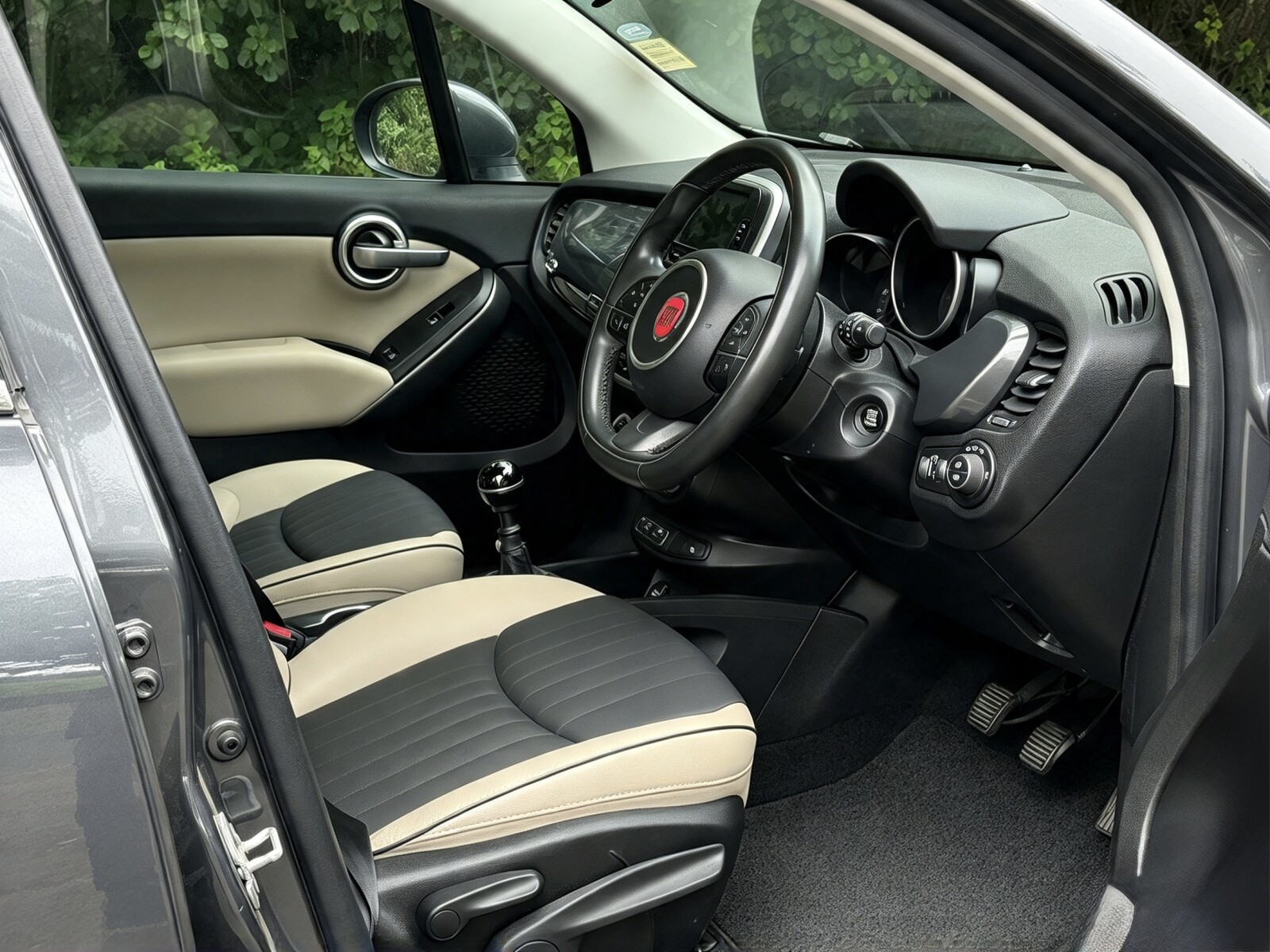 2016 Fiat 500X image 5