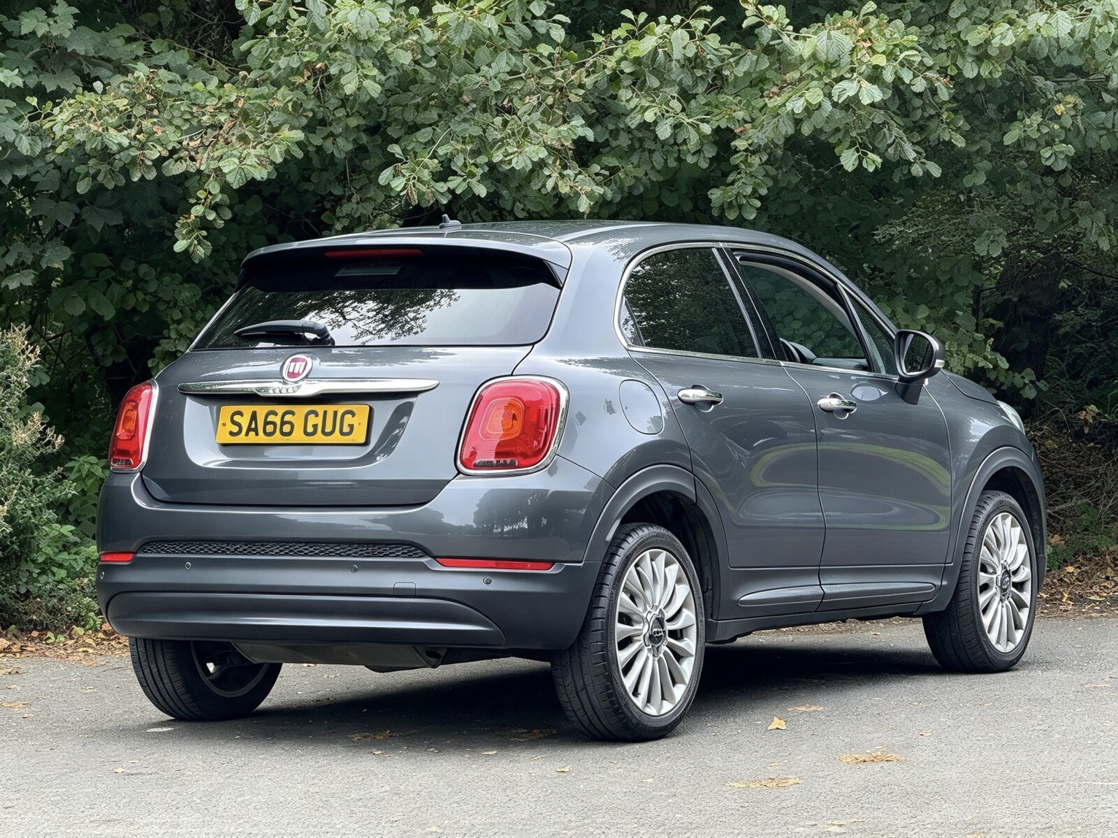2016 Fiat 500X image 22