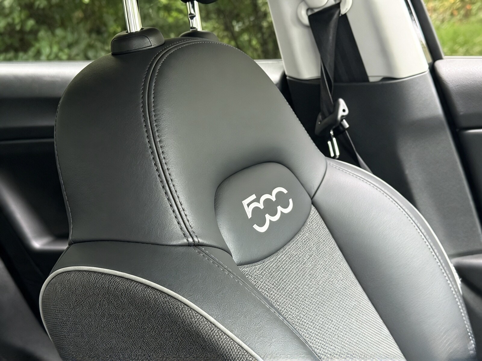 2015 Fiat 500X image 14