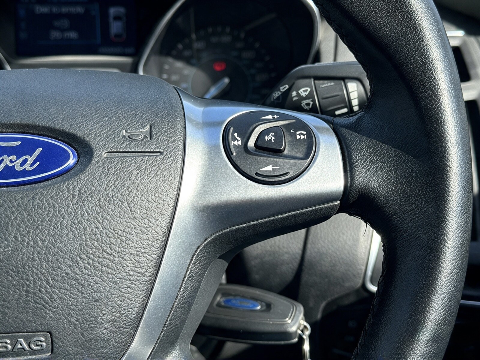 2014 Ford Focus image 8