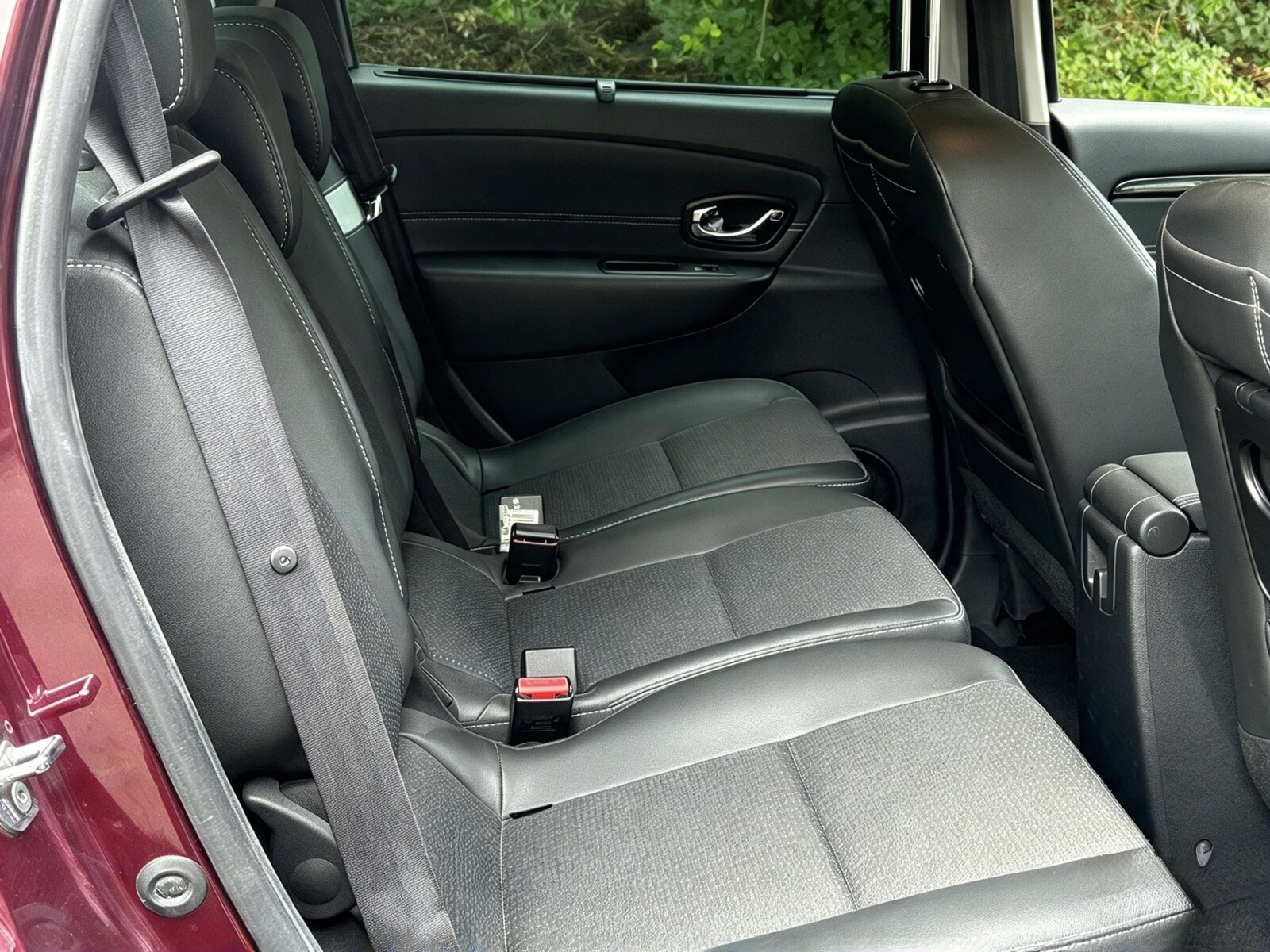 2015 Renault Scenic image 15