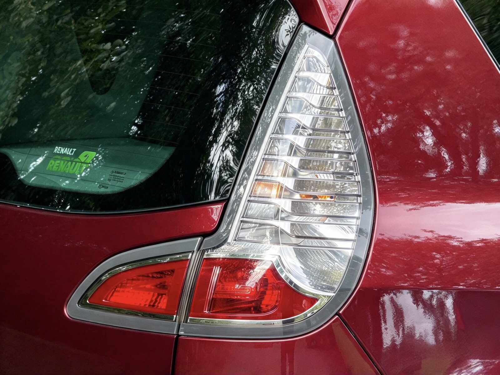 2015 Renault Scenic image 17