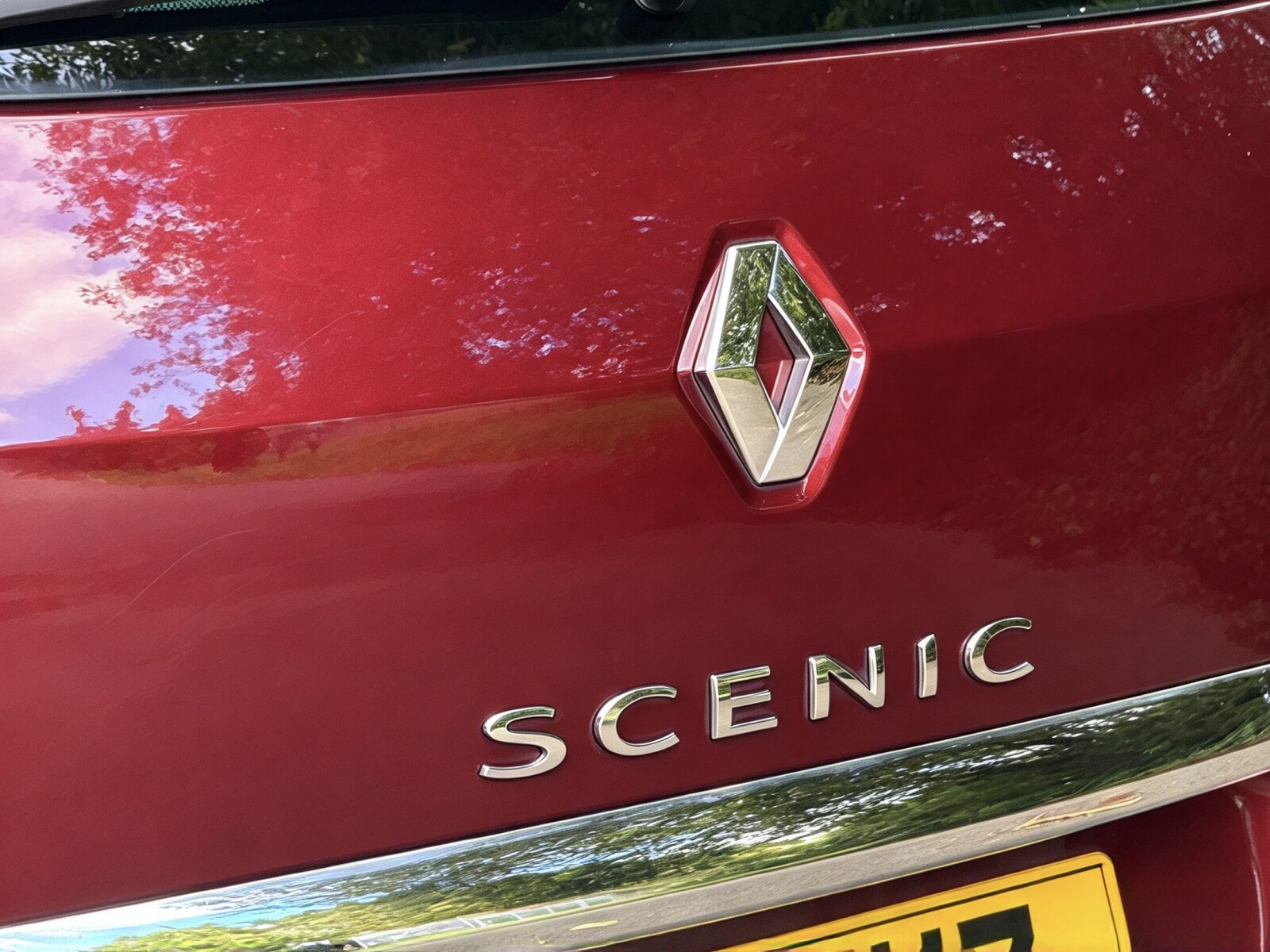 2015 Renault Scenic image 18