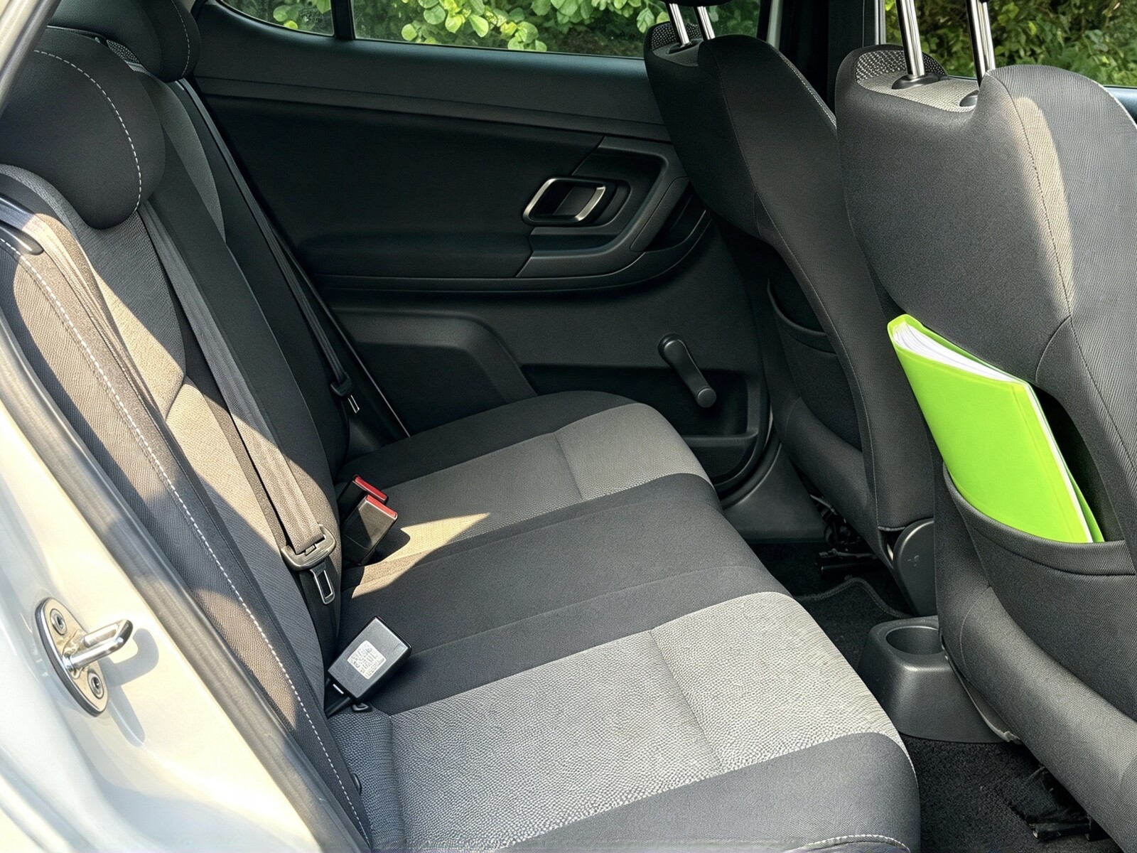 2011 Skoda Fabia image 15