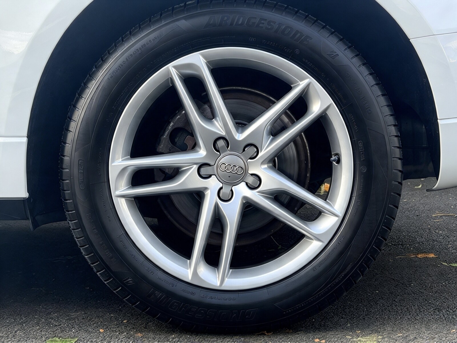 2010 Audi Q5 image 24