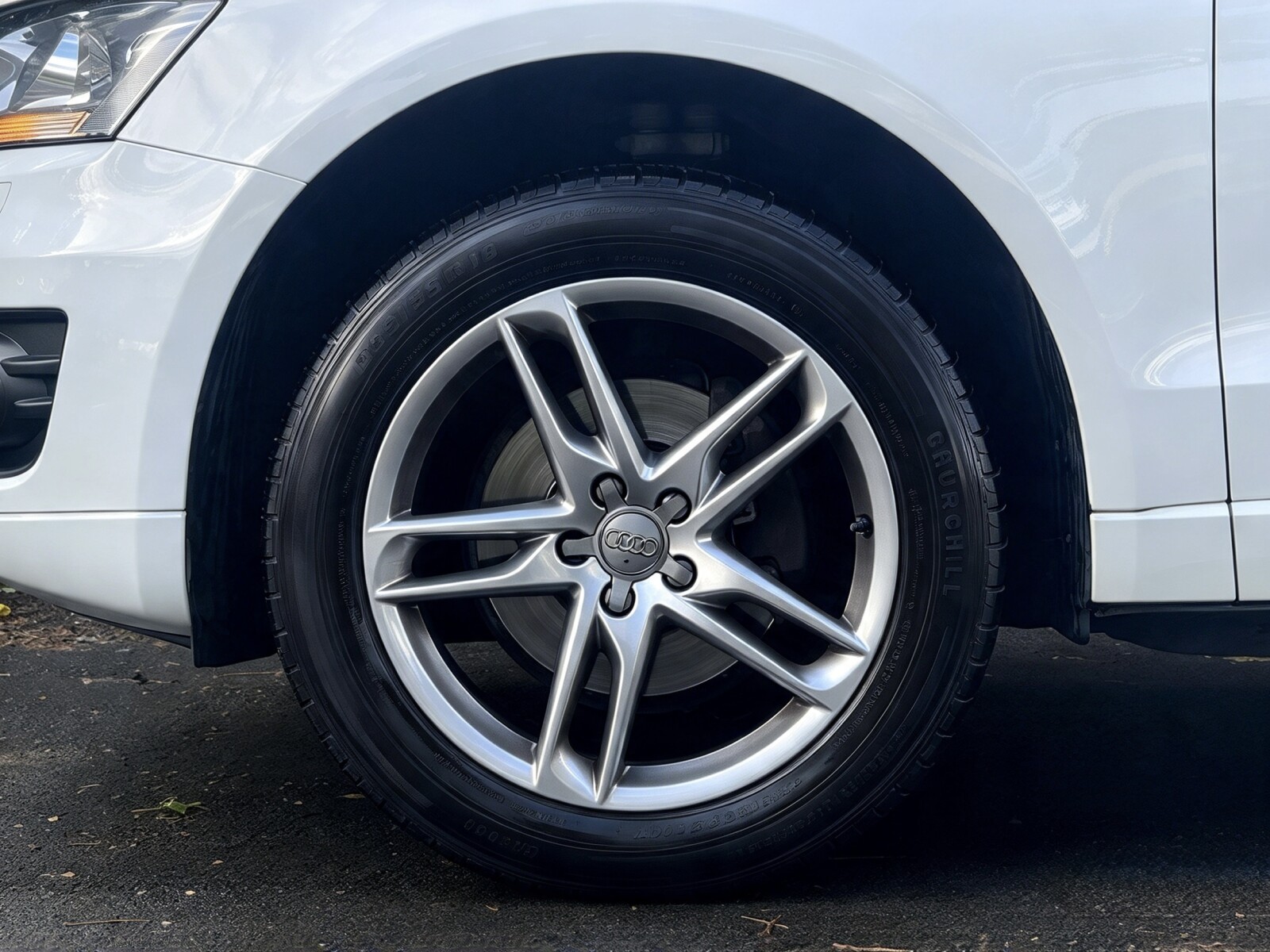 2010 Audi Q5 image 25