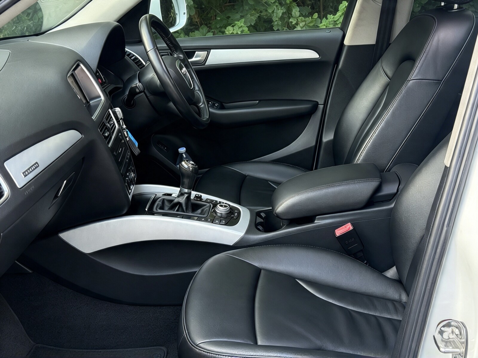 2010 Audi Q5 image 26