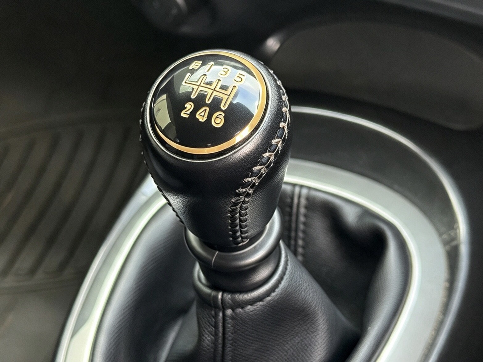 2017 Nissan Juke image 10