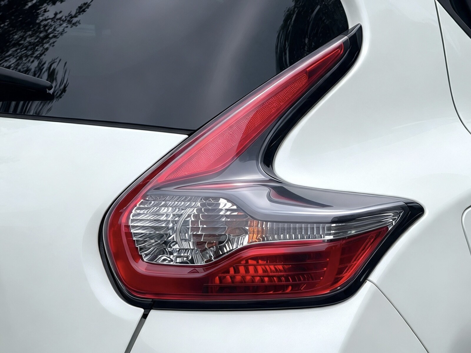 2017 Nissan Juke image 19