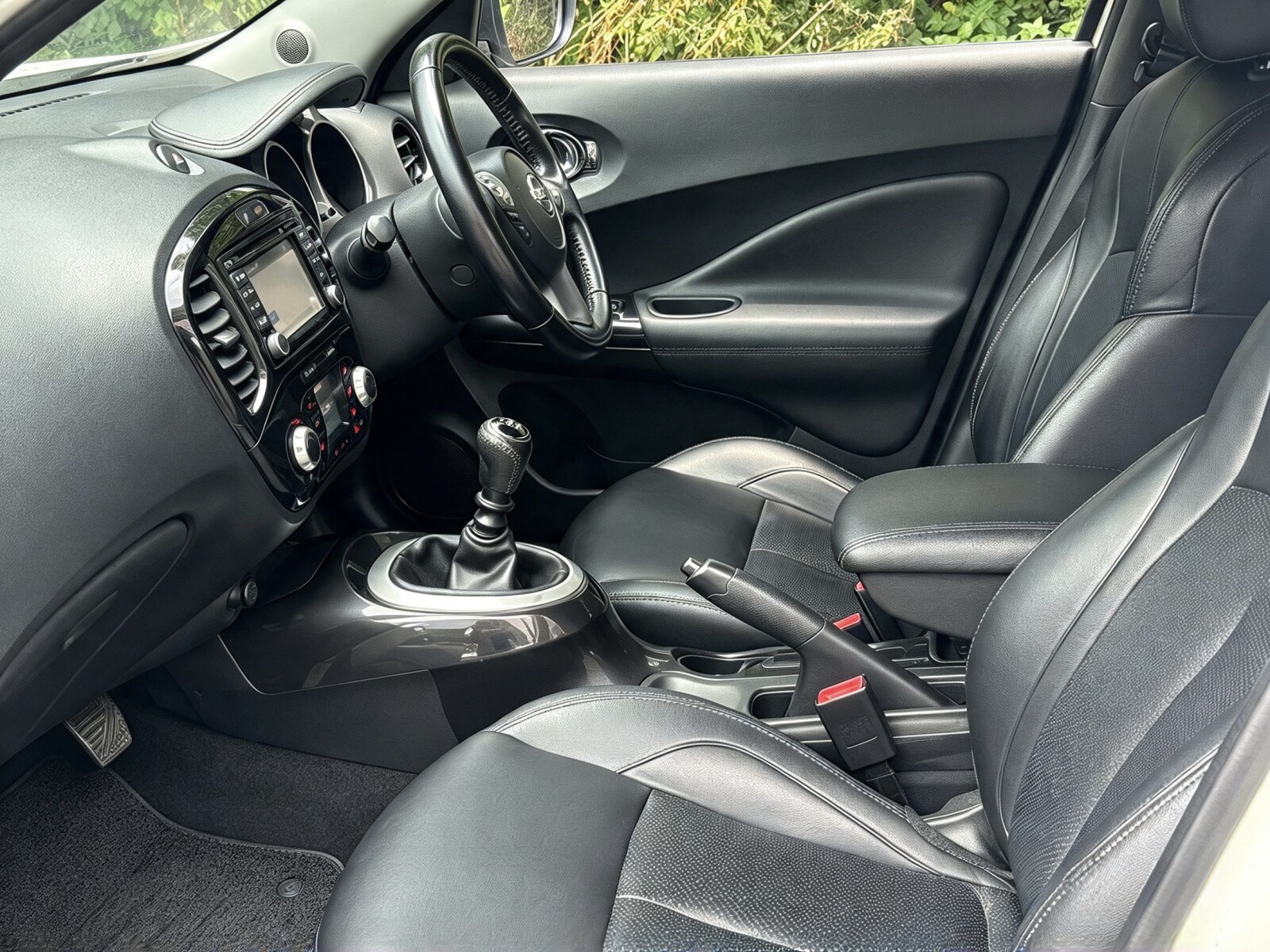 2017 Nissan Juke image 24
