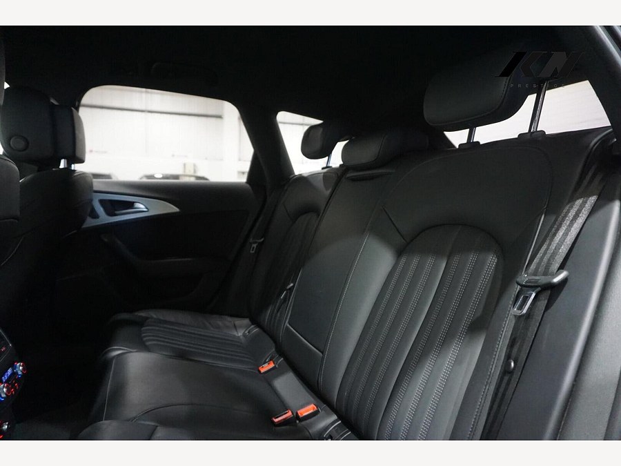 2017 Audi A6 Avant photo 13