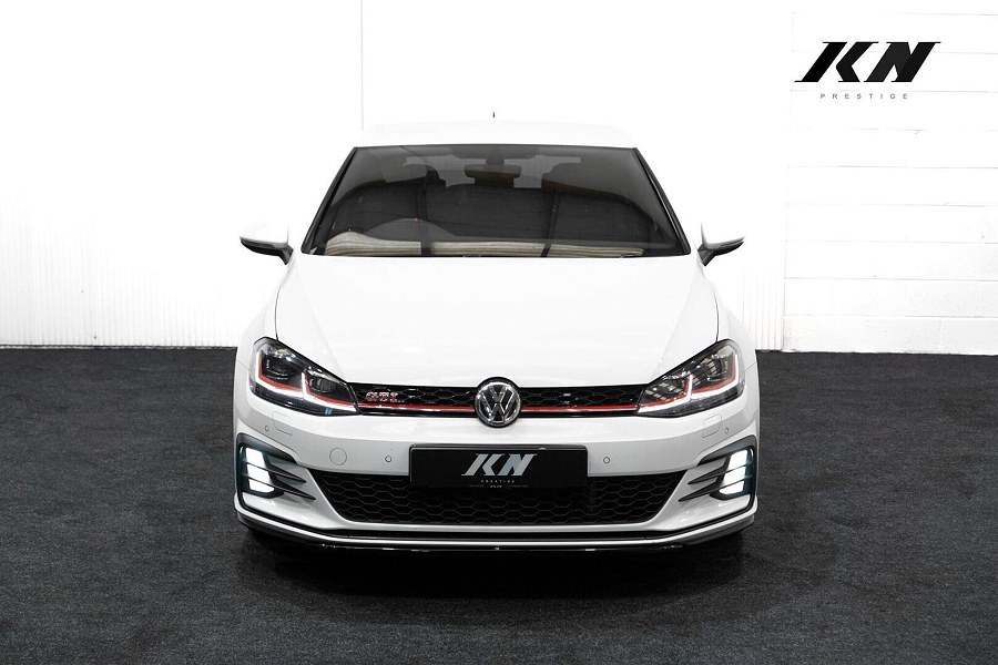 2019 Volkswagen Golf photo 5