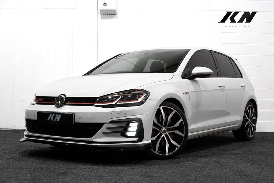 2019 Volkswagen Golf photo 5