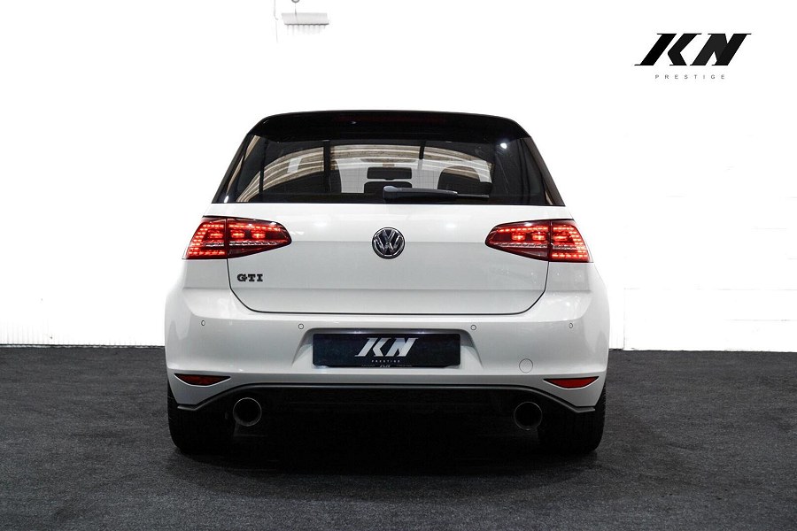2014 Volkswagen Golf photo 8