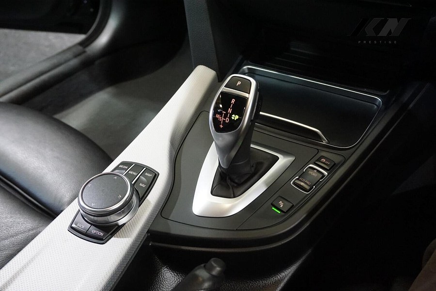 2017 BMW 4 Series photo 14