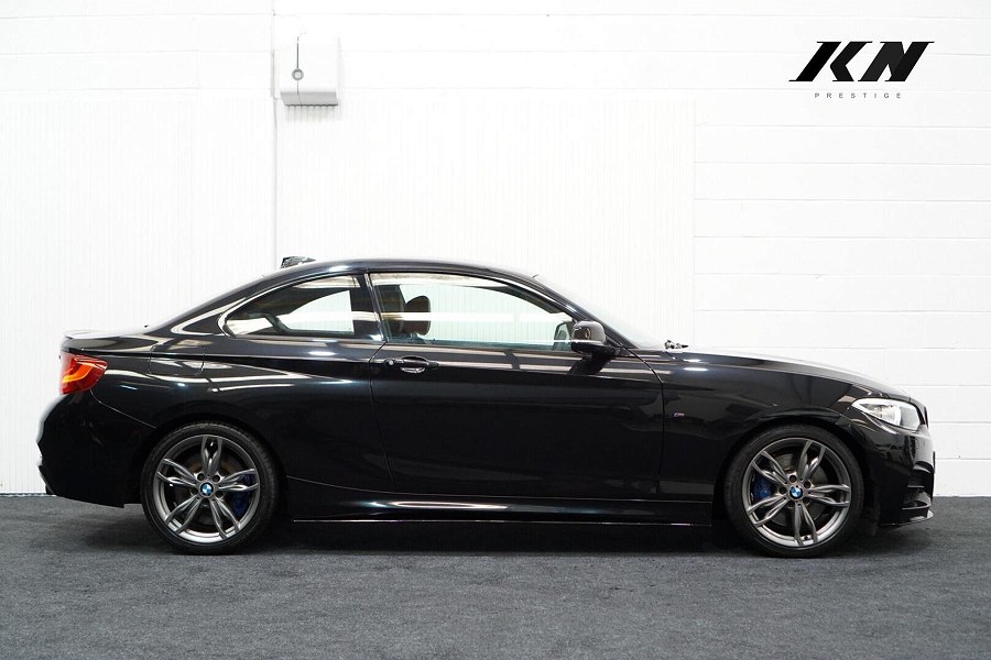 2016 BMW 2 Series photo 8