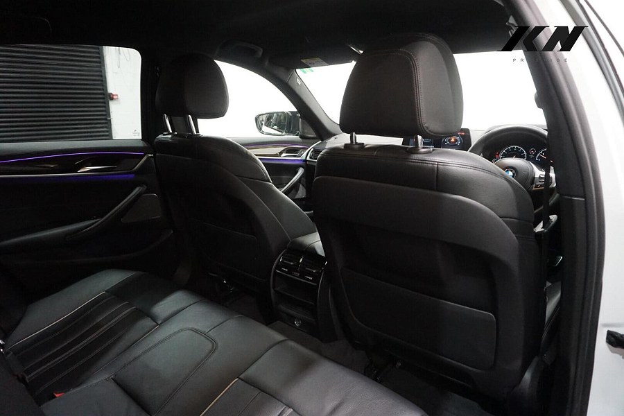 2018 BMW 5 Series photo 10