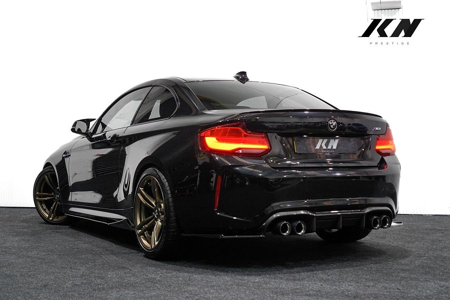 BMW M2 photo 2