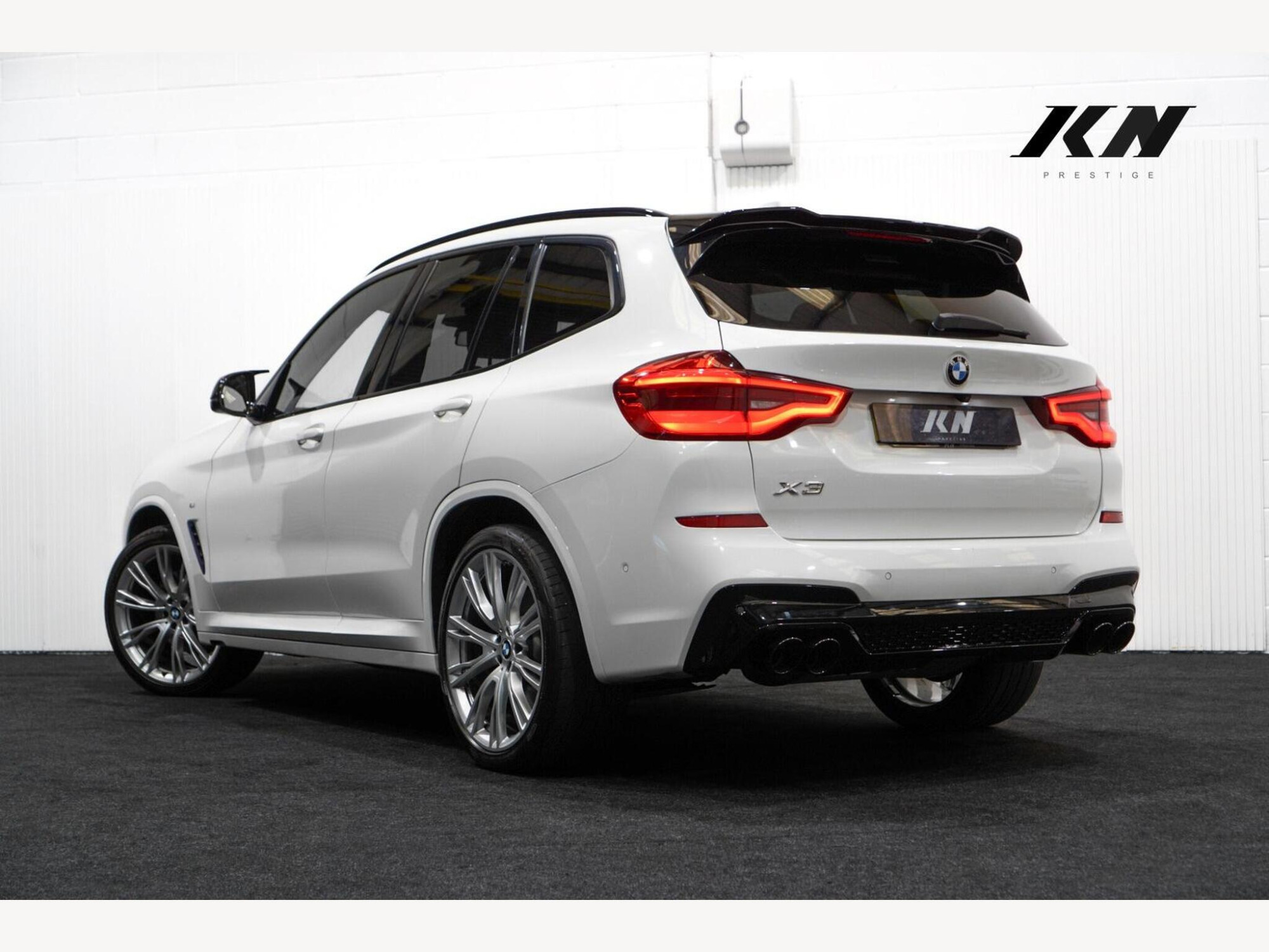 BMW X3 photo 2