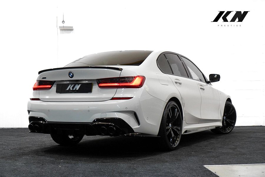 2019 BMW 3 Series photo 13