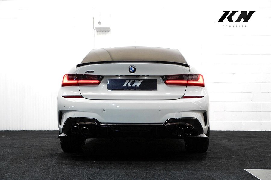 2019 BMW 3 Series photo 10