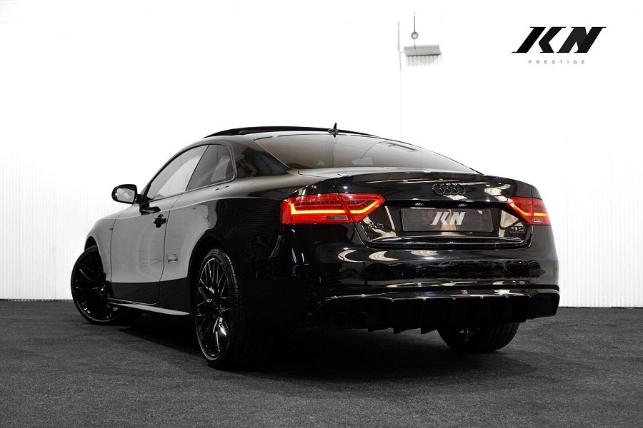 Audi A5 photo 2