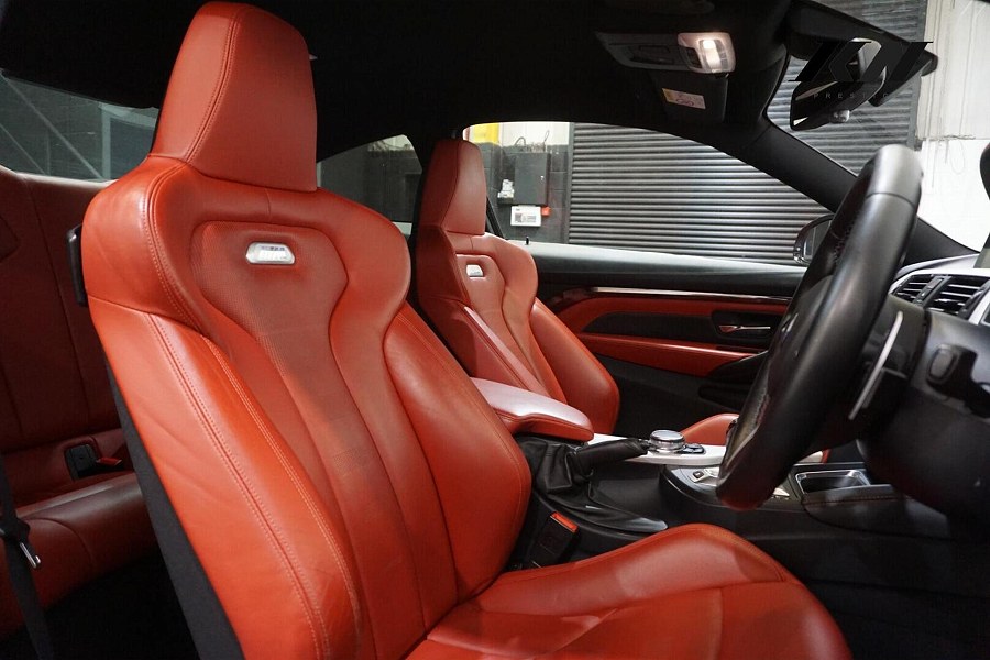 2015 BMW M4 photo 9