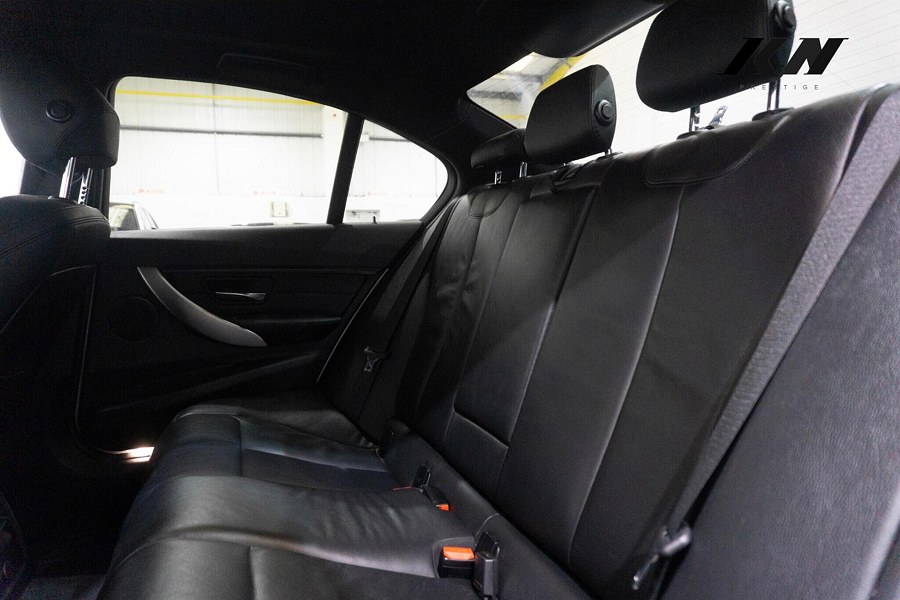 2015 BMW 3 Series photo 8