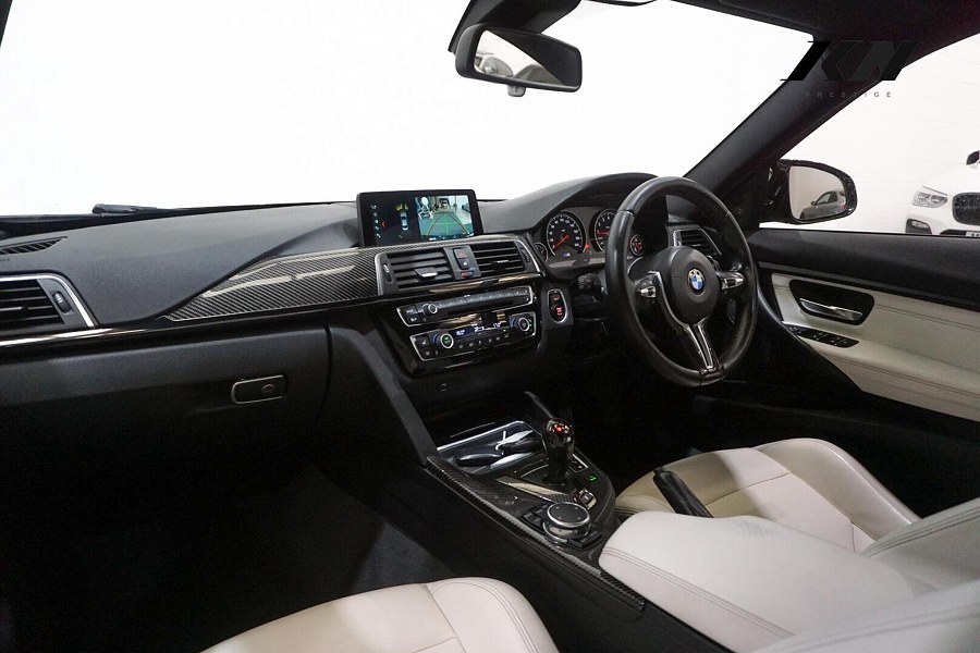2016 BMW M3 photo 3