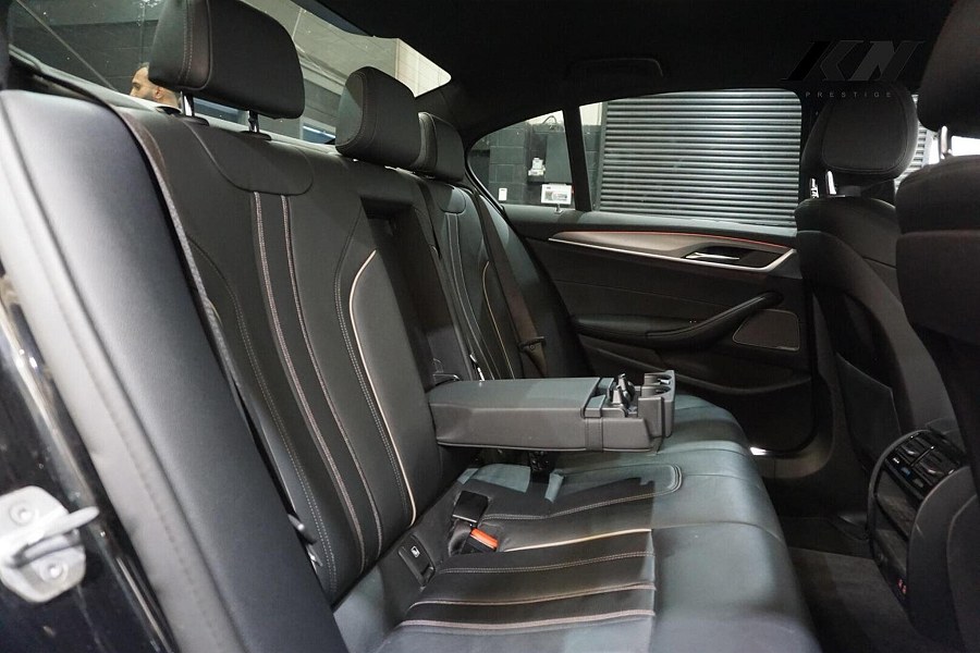 2020 BMW 5 Series photo 14