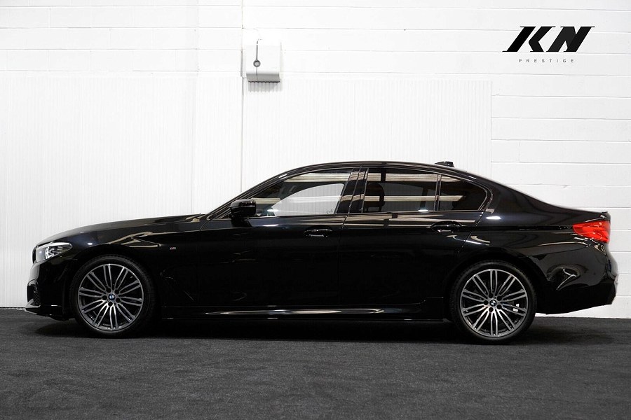 2020 BMW 5 Series photo 7