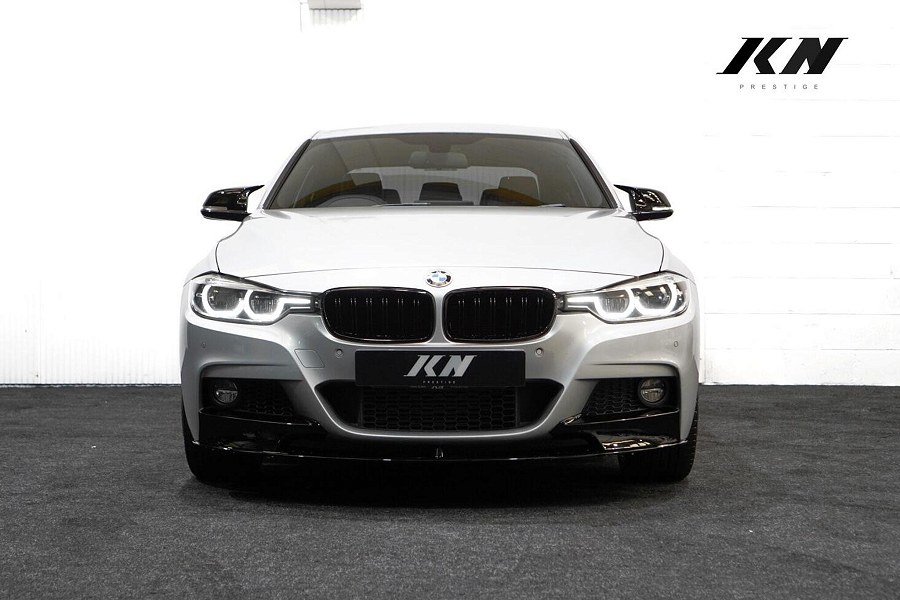 2016 BMW 3 Series photo 4