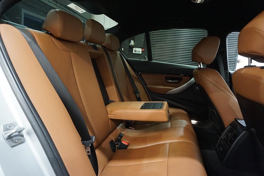 2016 BMW 3 Series photo 14