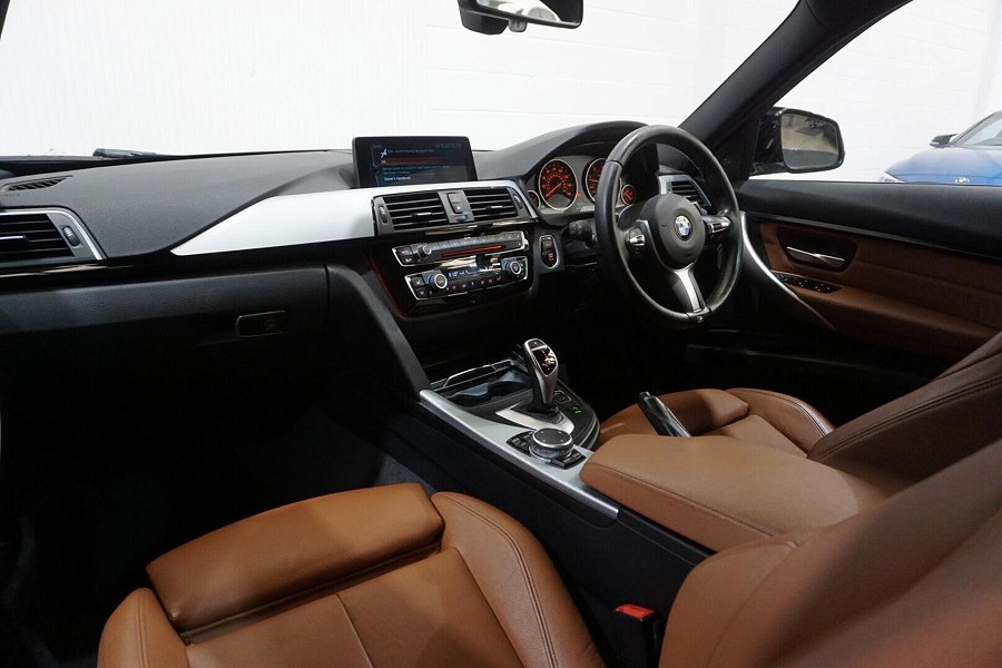 2016 BMW 3 Series photo 3