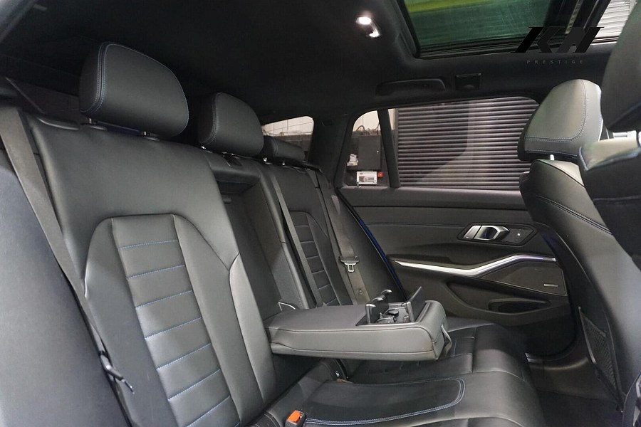 2019 BMW 3 Series photo 10