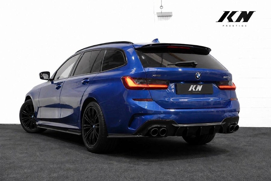 2019 BMW 3 Series photo 2
