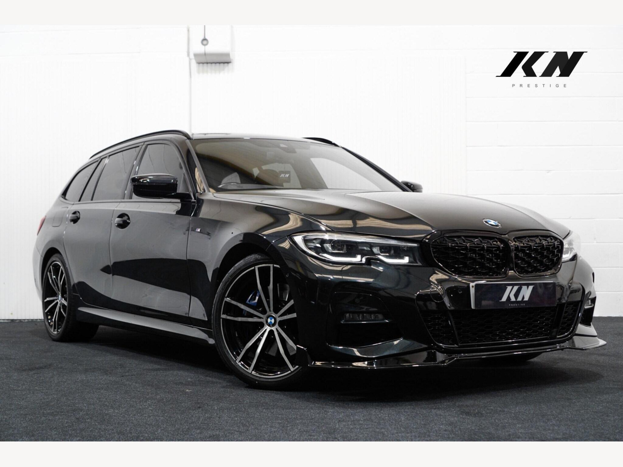 2019 BMW 3 Series 2.0 320d M Sport Touring Auto Euro 6 (s/s) 5dr for sale at Kayenn Prestige