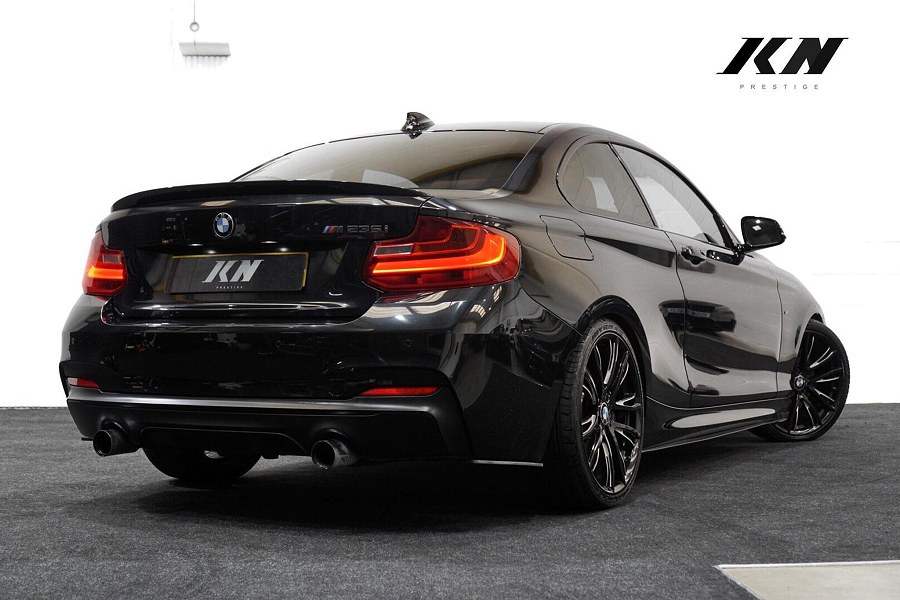 2015 BMW 2 Series photo 9