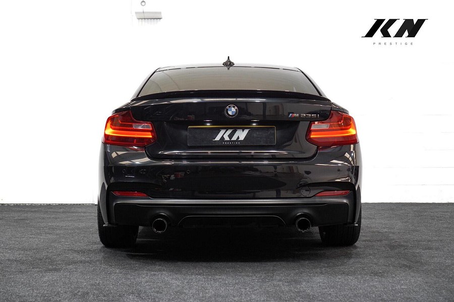 2015 BMW 2 Series photo 7
