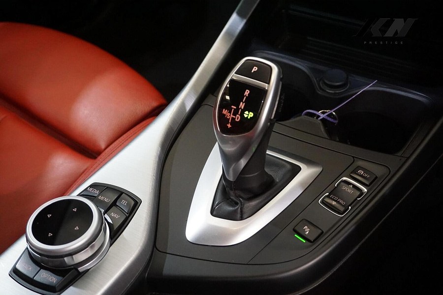 2015 BMW 2 Series photo 11