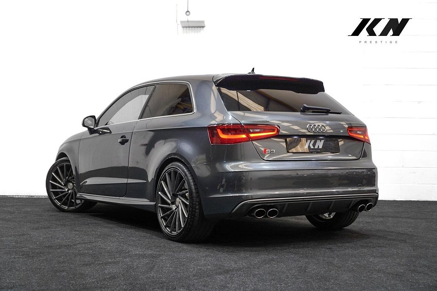 2015 Audi S3 photo 2